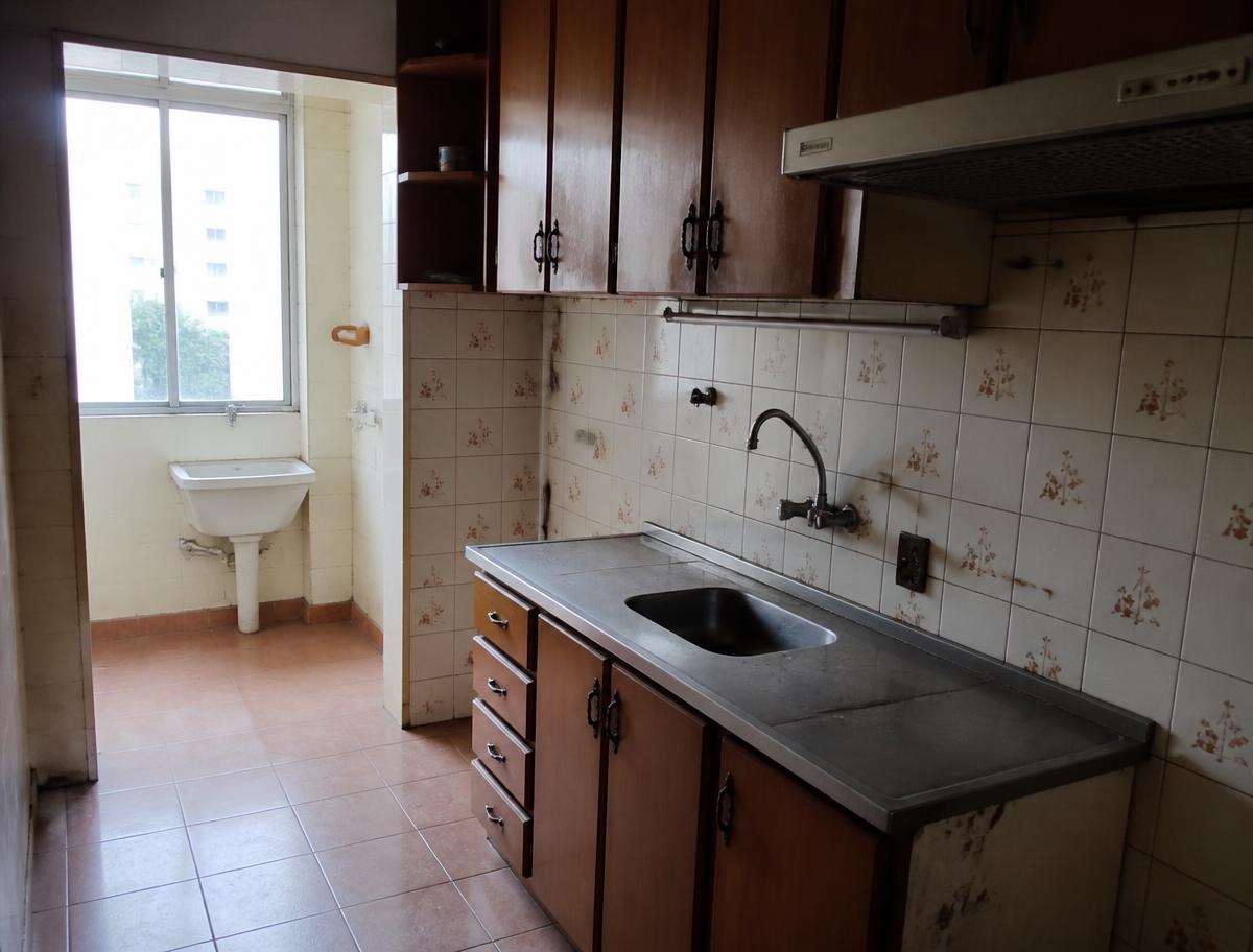 Modernização de cozinha de apartamento — Porto Alegre, RS — antes